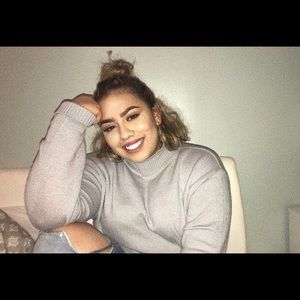 Meet your Posher, Suyapa mariah